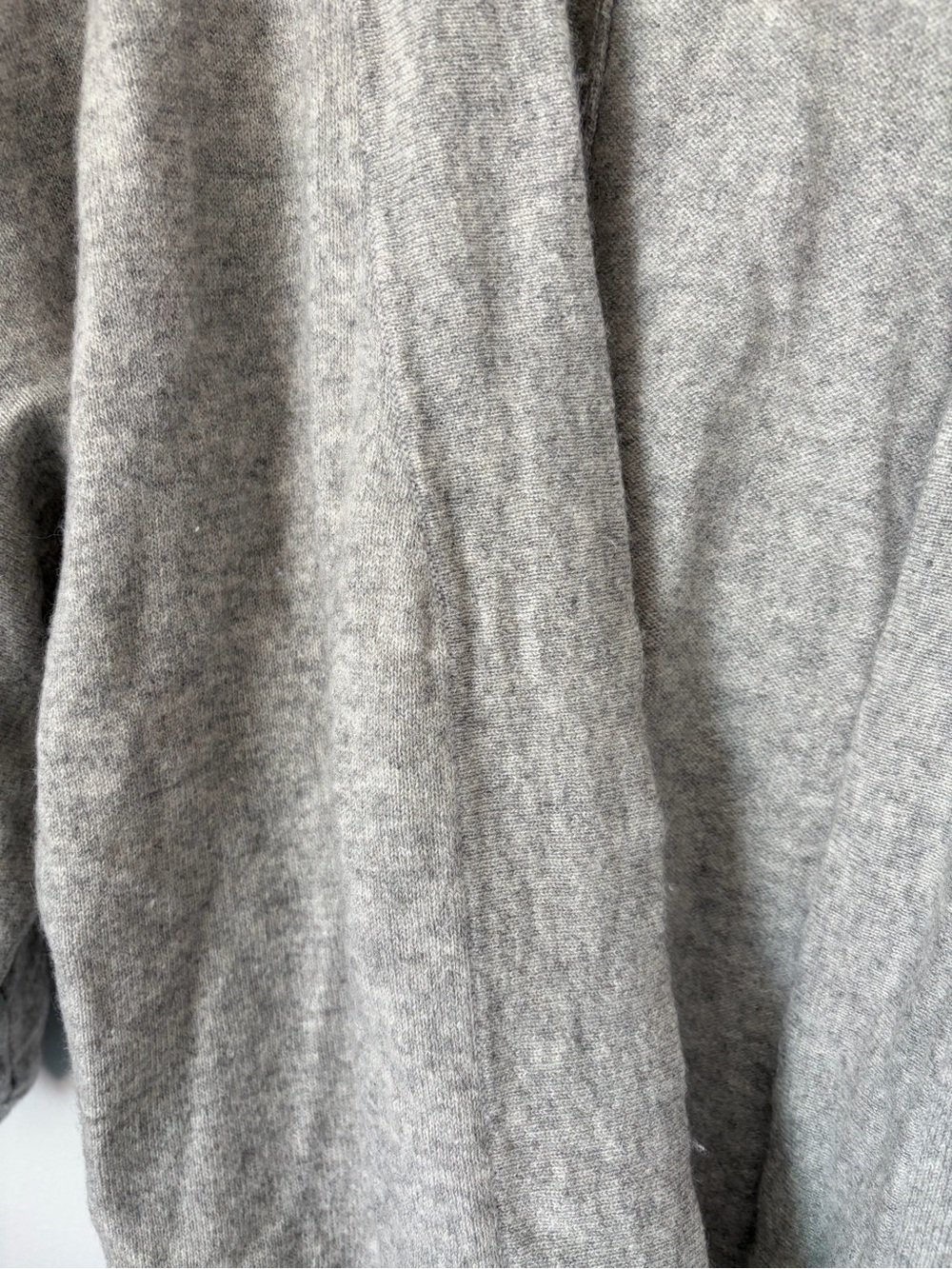 Garnet Hill 100% Cashmere Cardigan Size Medium Light Gray Fall Winter Sweater - Picture 2 of 10